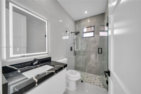 Casa en venta en Lehigh Acres, Florida, 3 dormitorios № 1983710 - foto 27