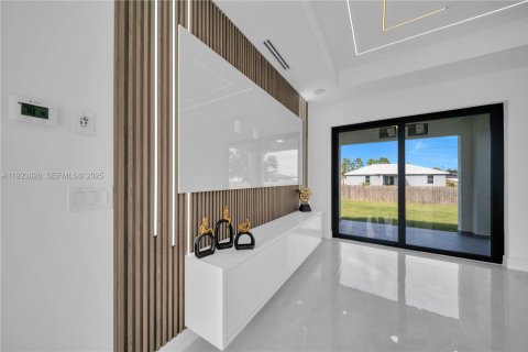 Casa en venta en Lehigh Acres, Florida, 3 dormitorios № 1983710 - foto 20