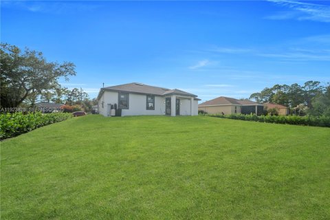 Casa en venta en Lehigh Acres, Florida, 3 dormitorios № 1983710 - foto 11