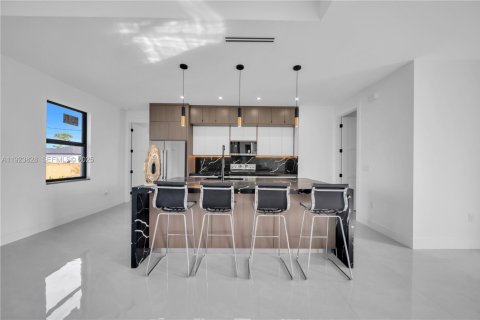 Casa en venta en Lehigh Acres, Florida, 3 dormitorios № 1983710 - foto 16