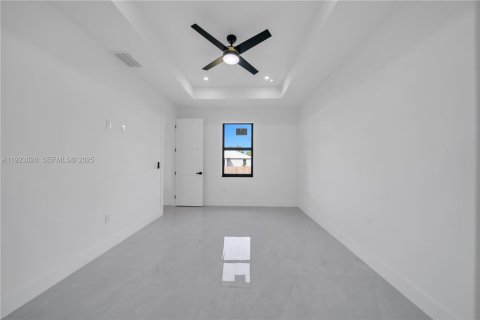 Casa en venta en Lehigh Acres, Florida, 3 dormitorios № 1983710 - foto 30