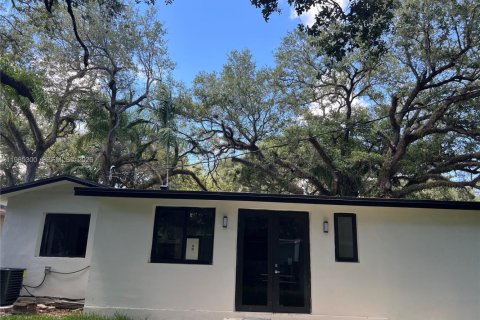 Villa ou maison à vendre à Miami, Floride: 3 chambres, 115.01 m2 № 2046963 - photo 3