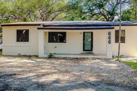 Купить виллу или дом в Майами, Флорида 3 спальни, 115.01м2, № 2046963 - фото 6