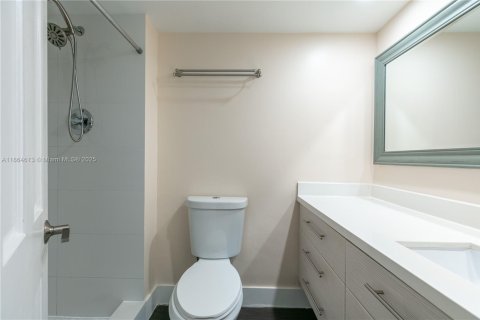 Condo in Aventura, Florida, 3 bedrooms  № 2015604 - photo 18