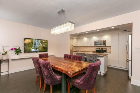 Condo in Aventura, Florida, 3 bedrooms  № 2015604 - photo 4