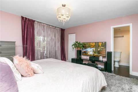 Condo in Aventura, Florida, 3 bedrooms  № 2015604 - photo 9