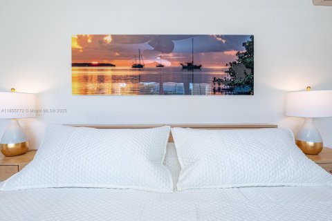 Снять в аренду виллу или дом в Форт-Лодердейл, Флорида 3 спальни, 157.93м2, № 2050069 - фото 21