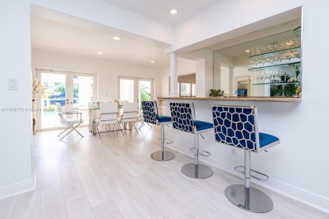 Снять в аренду виллу или дом в Форт-Лодердейл, Флорида 3 спальни, 157.93м2, № 2050069 - фото 14