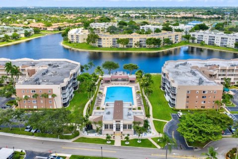Condominio en venta en Tamarac, Florida, 2 dormitorios, 164.62 m2 № 1947200 - foto 25