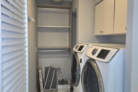 Condominio en venta en Tamarac, Florida, 2 dormitorios, 164.62 m2 № 1947200 - foto 19