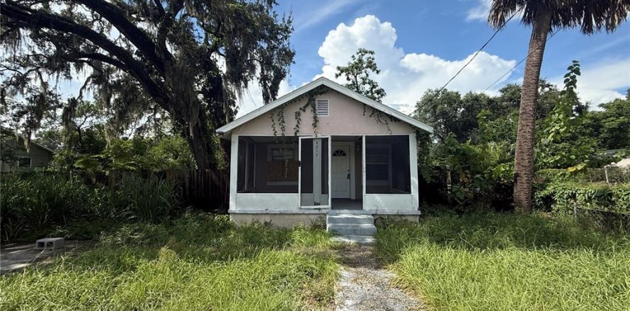 Villa ou maison à Tampa, Floride 3 chambres, 88.44 m2 № 1882871