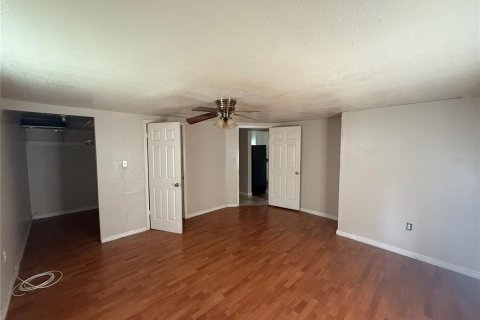 Villa ou maison à vendre à Tampa, Floride: 3 chambres, 88.44 m2 № 1882871 - photo 17