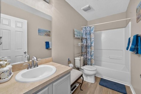 Townhouse in Tampa, Florida 2 bedrooms, 126.72 sq.m. № 2199377 - photo 25