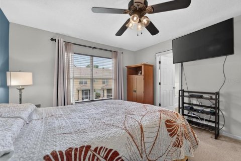 Townhouse in Tampa, Florida 2 bedrooms, 126.72 sq.m. № 2199377 - photo 27