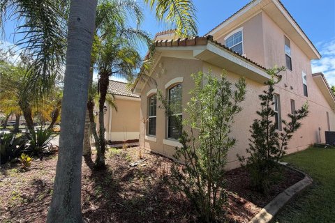 Villa ou maison à vendre à Kissimmee, Floride: 5 chambres, 339.19 m2 № 2408407 - photo 5
