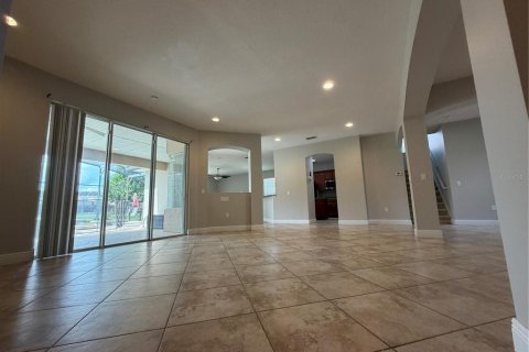 Villa ou maison à vendre à Kissimmee, Floride: 5 chambres, 339.19 m2 № 2408407 - photo 13