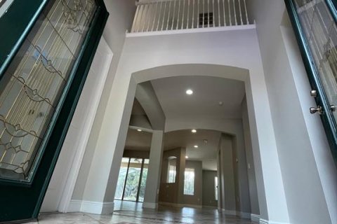 Villa ou maison à vendre à Kissimmee, Floride: 5 chambres, 339.19 m2 № 2408407 - photo 7