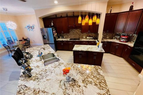 Снять в аренду виллу или дом в Тампа, Флорида 1 комната, 377.55м2, № 1903137 - фото 19