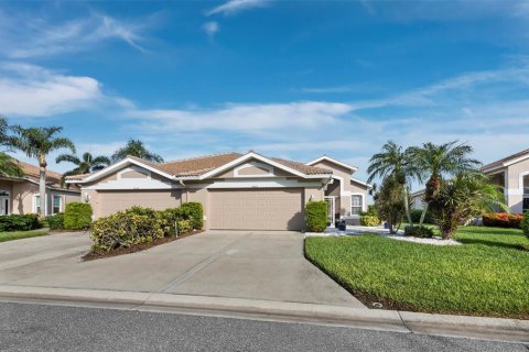 House in Sarasota, Florida 2 bedrooms, 164.07 sq.m. № 1840136 - photo 2