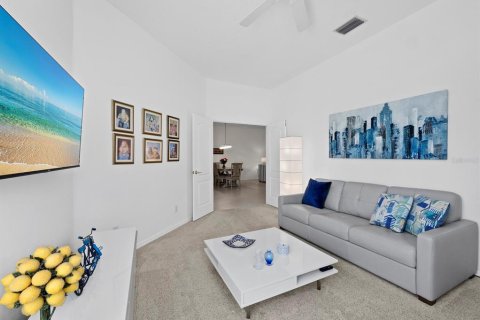 House in Sarasota, Florida 2 bedrooms, 164.07 sq.m. № 1840136 - photo 26