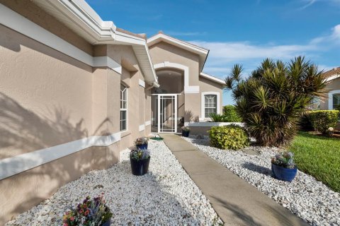 House in Sarasota, Florida 2 bedrooms, 164.07 sq.m. № 1840136 - photo 4