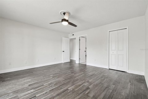 Condo in Tampa, Florida, 3 bedrooms № 2200314 - photo 20