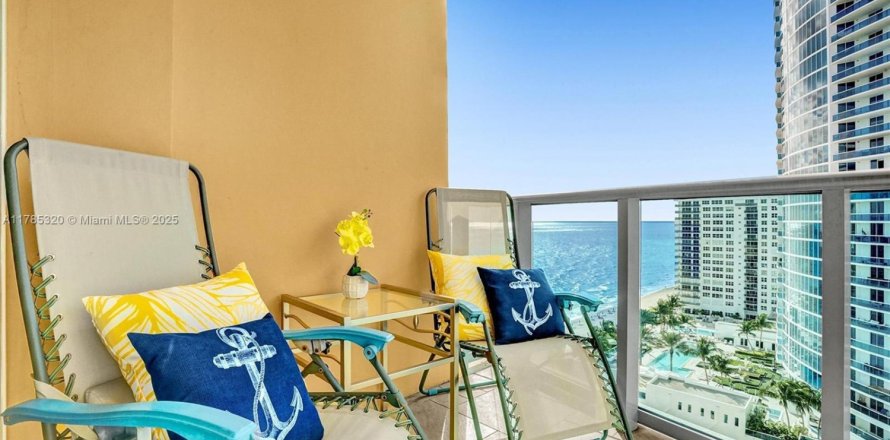 Condo à Hollywood, Floride, 1 chambre № 1706536