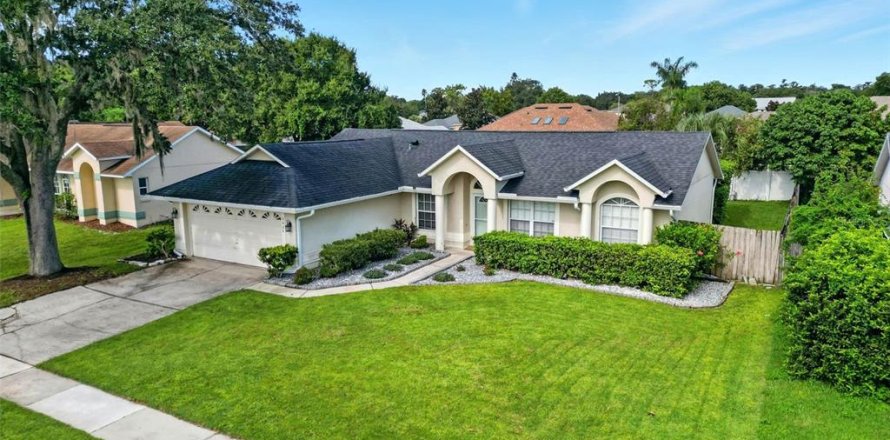 Casa en Orlando, Florida 4 dormitorios, 152.45 m2 № 1917955