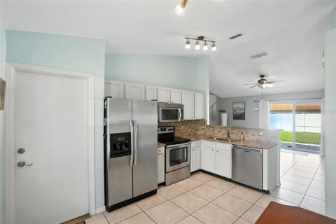 Casa en venta en Orlando, Florida, 4 dormitorios, 152.45 m2 № 1917955 - foto 7
