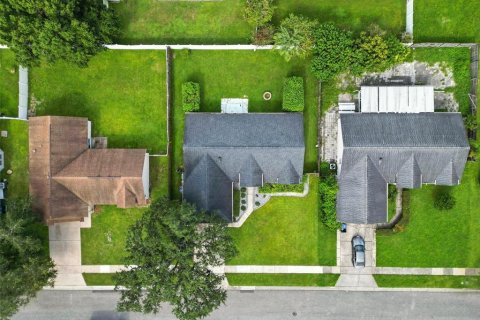 Casa en venta en Orlando, Florida, 4 dormitorios, 152.45 m2 № 1917955 - foto 23