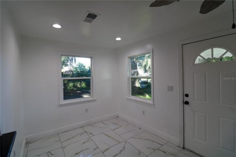 House in Orlando, Florida 1 bedroom, 58.53 sq.m. № 1877245 - photo 11