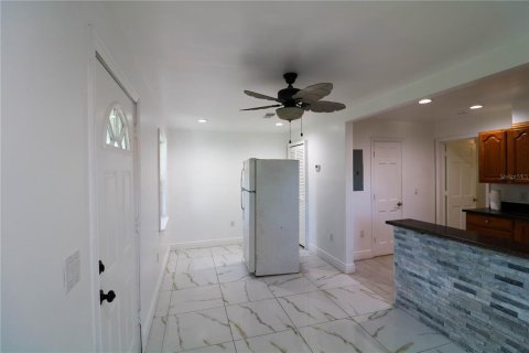 House in Orlando, Florida 1 bedroom, 58.53 sq.m. № 1877245 - photo 12