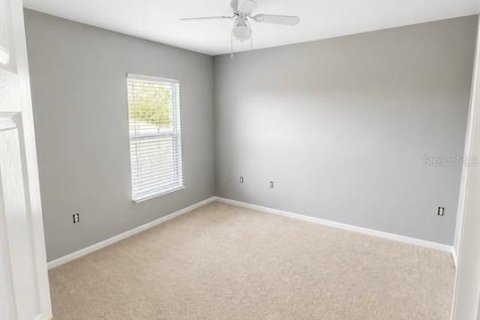 Villa ou maison à louer à Orlando, Floride: 4 chambres, 299.05 m2 № 2415400 - photo 8