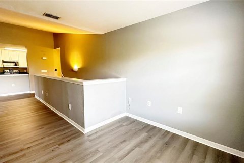 Touwnhouse à louer à Lakewood Ranch, Floride: 3 chambres, 123 m2 № 1905535 - photo 6