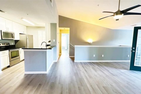 Touwnhouse à louer à Lakewood Ranch, Floride: 3 chambres, 123 m2 № 1905535 - photo 13