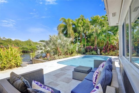 Дом в Уилтон-Мэнорс, Флорида 3 спальни, 148.27м2 № 2065091