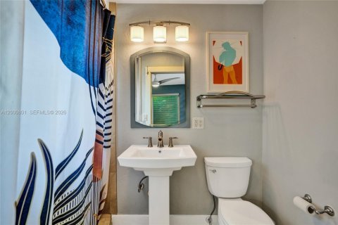 Снять в аренду виллу или дом в Уилтон-Мэнорс, Флорида 3 спальни, 148.27м2, № 2065091 - фото 29