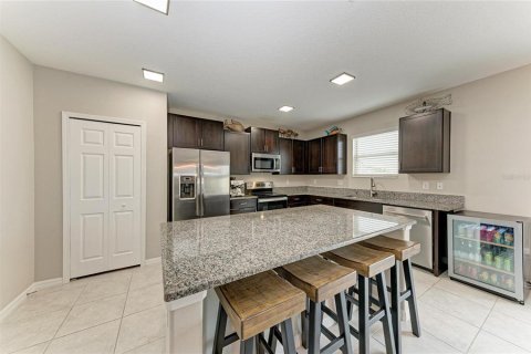 House in Palmetto, Florida 3 bedrooms, 244.61 sq.m. № 2277058 - photo 14