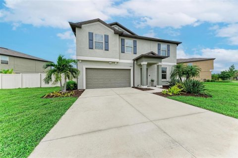 House in Palmetto, Florida 3 bedrooms, 244.61 sq.m. № 2277058 - photo 4