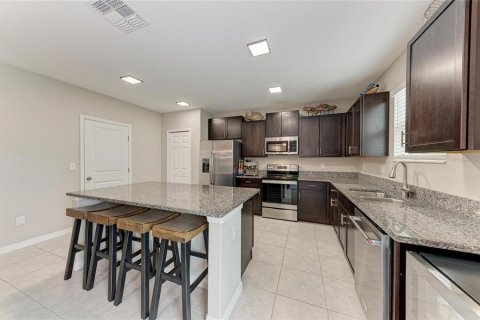 House in Palmetto, Florida 3 bedrooms, 244.61 sq.m. № 2277058 - photo 18