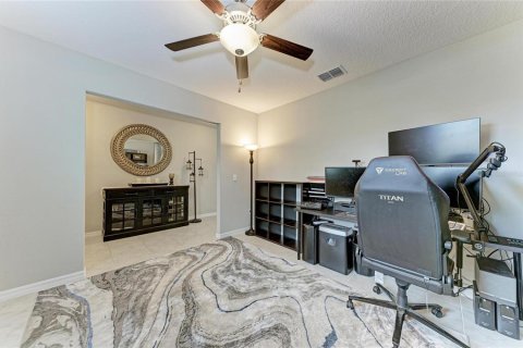 House in Palmetto, Florida 3 bedrooms, 244.61 sq.m. № 2277058 - photo 25