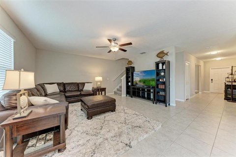 House in Palmetto, Florida 3 bedrooms, 244.61 sq.m. № 2277058 - photo 11