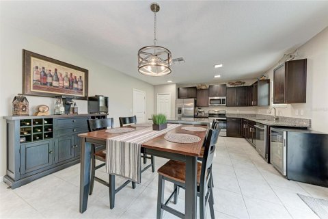 House in Palmetto, Florida 3 bedrooms, 244.61 sq.m. № 2277058 - photo 21