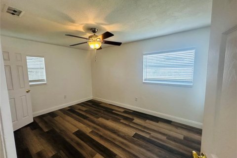 House in Ocoee, Florida 3 bedrooms, 89.19 sq.m. № 1900269 - photo 6