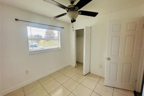 House in Ocoee, Florida 3 bedrooms, 89.19 sq.m. № 1900269 - photo 12