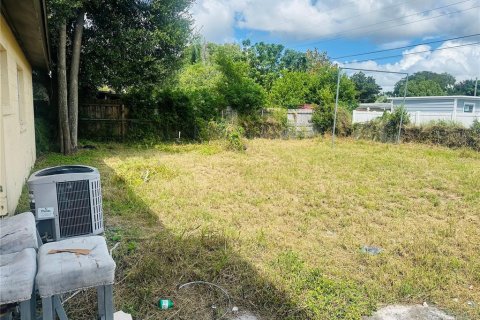 House in Ocoee, Florida 3 bedrooms, 89.19 sq.m. № 1900269 - photo 14
