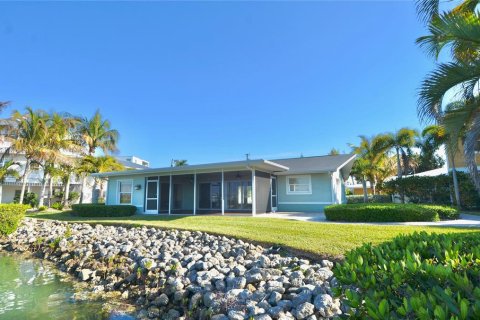 House in Venice, Florida 2 bedrooms, 134.34 sq.m. № 2098353 - photo 13