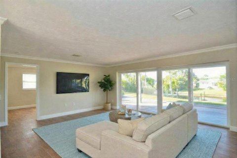 House in Venice, Florida 2 bedrooms, 134.34 sq.m. № 2098353 - photo 18