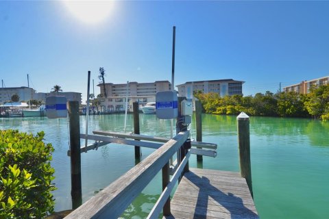 House in Venice, Florida 2 bedrooms, 134.34 sq.m. № 2098353 - photo 10