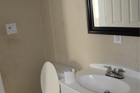 Villa ou maison à louer à Tampa, Floride: 4 chambres, 309.83 m2 № 2381204 - photo 6